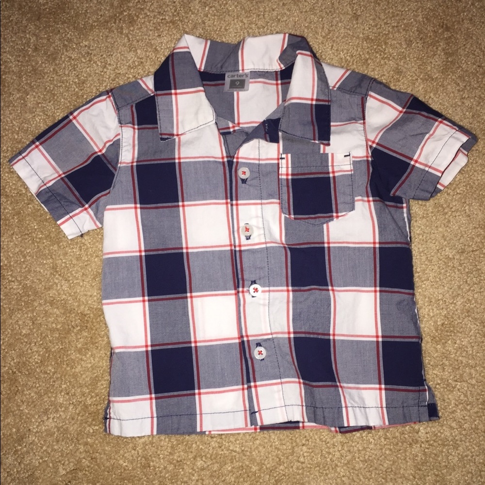 Carter’s button up collared shirt
